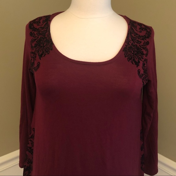 Jessica Simpson Maternity Tunic Top - Picture 3 of 3